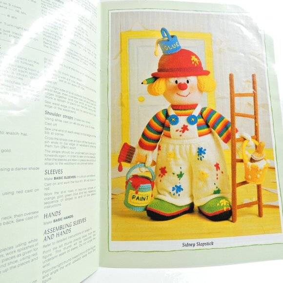 Jean Greenhowe's Knitted Clowns Pattern Booklet Double Knit DIY Vintage 1992 UK - Picture 7 of 7